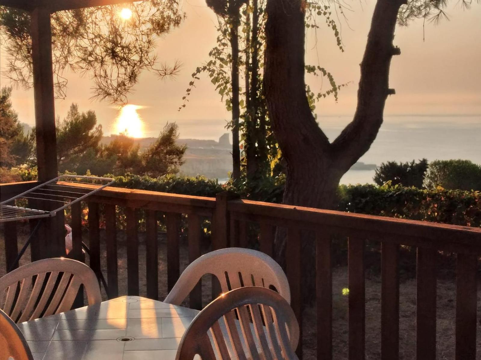 Camping La Scogliera Santa Cesarea Terme Exterior photo