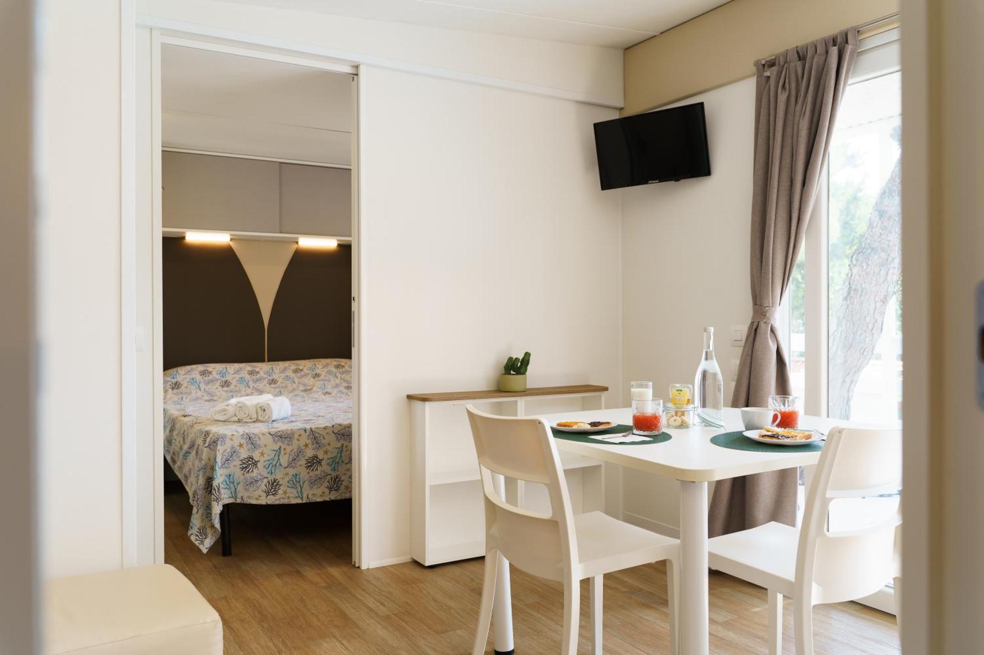 Camping La Scogliera Santa Cesarea Terme Exterior photo