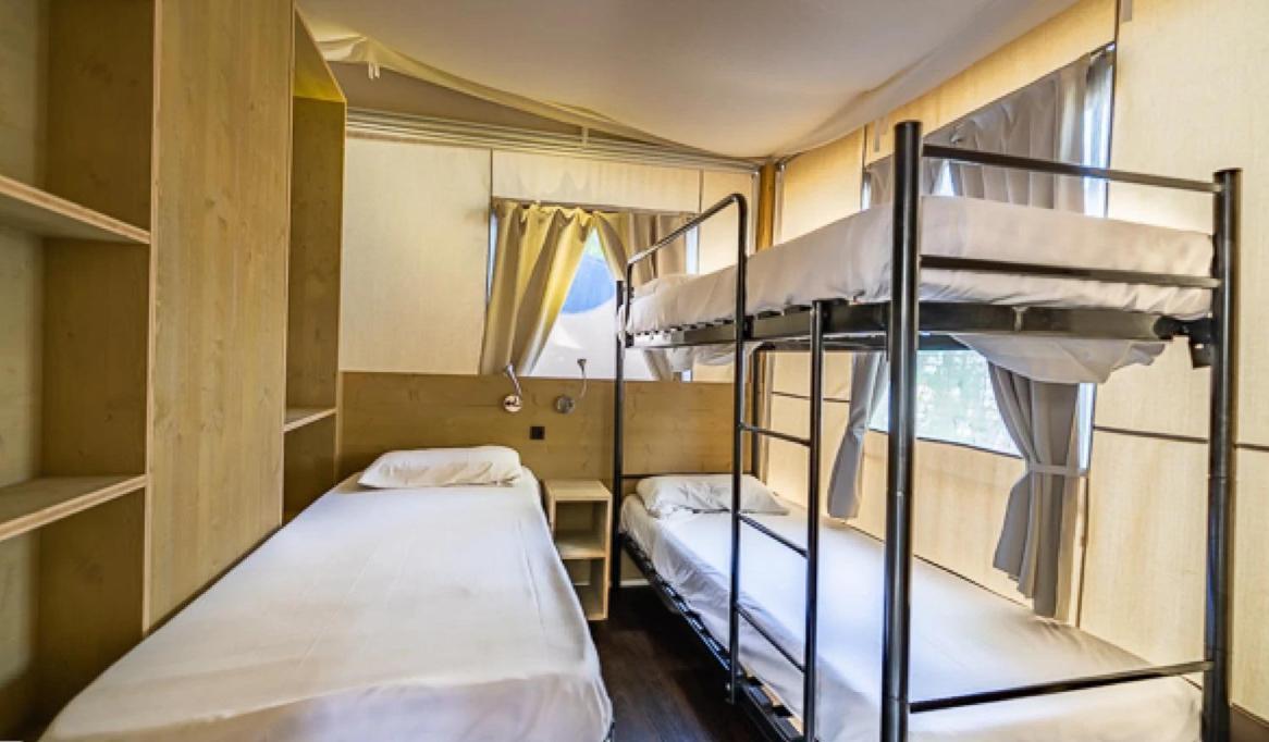 Camping La Scogliera Santa Cesarea Terme Exterior photo